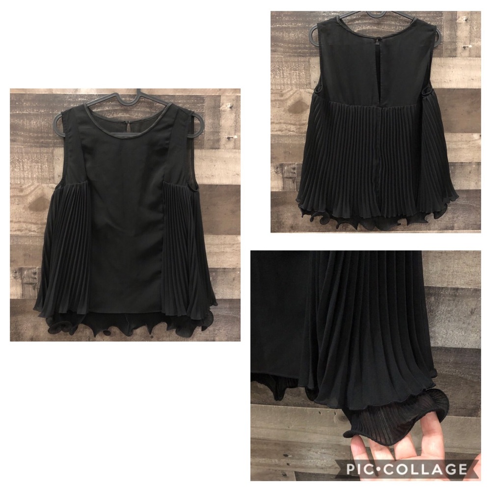 erin fetherston • ruffled sleeveless top